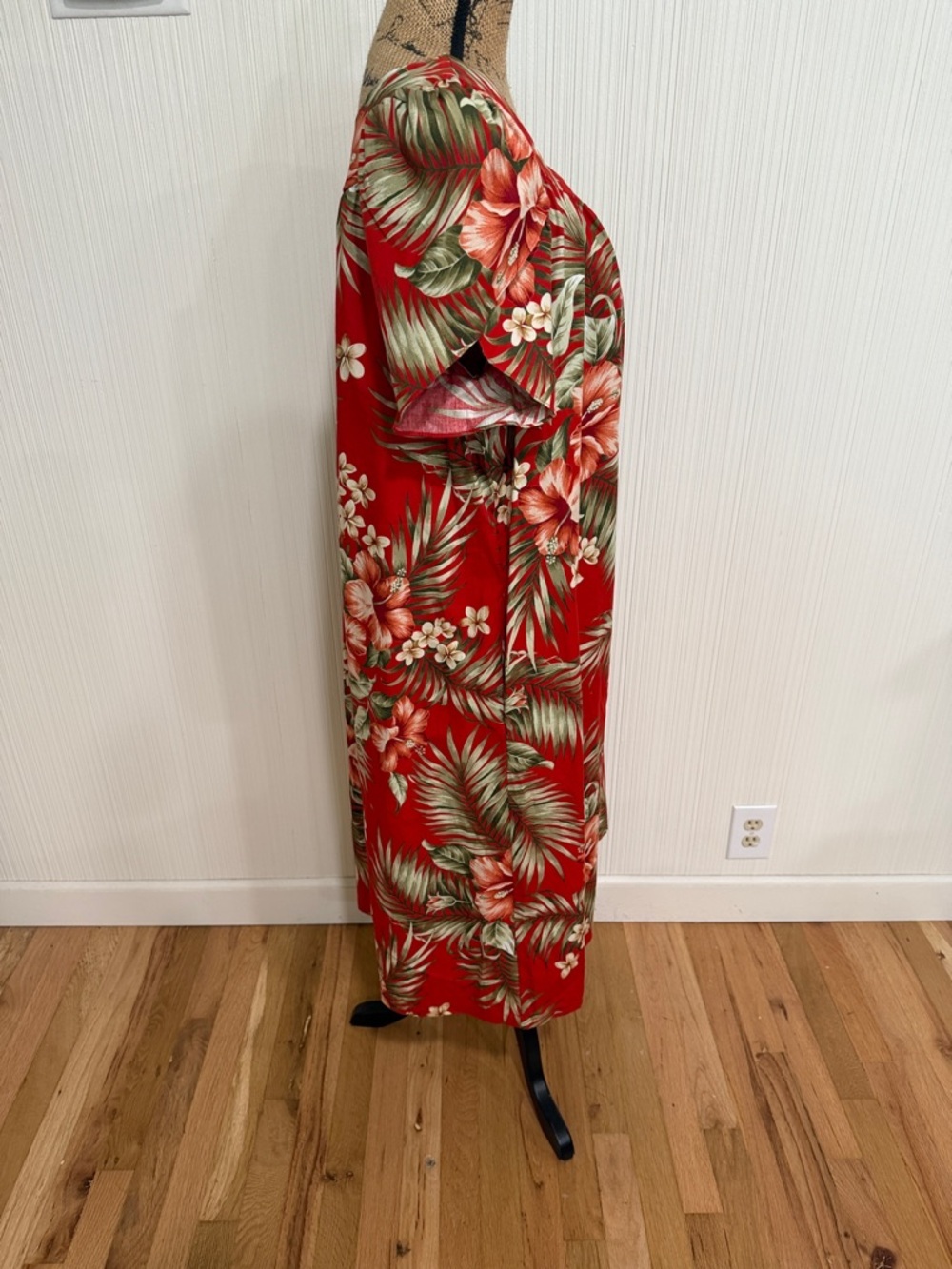 Vintage Puanani Hawaiian Tropical Floral Maxi Dress/ Muumuu Made in Hawaii - Picture 5 of 10